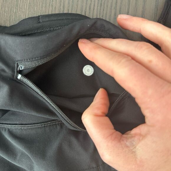 Lululemon Black High Waist Shorts 6 - Picture 3 of 3